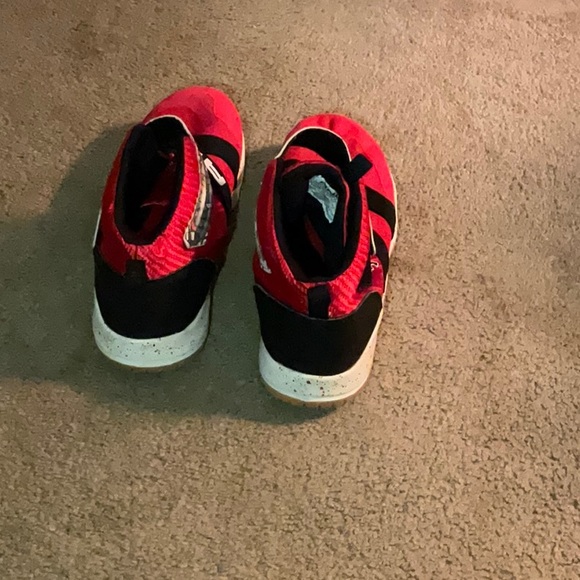 AND1 - Picture 3 of 4